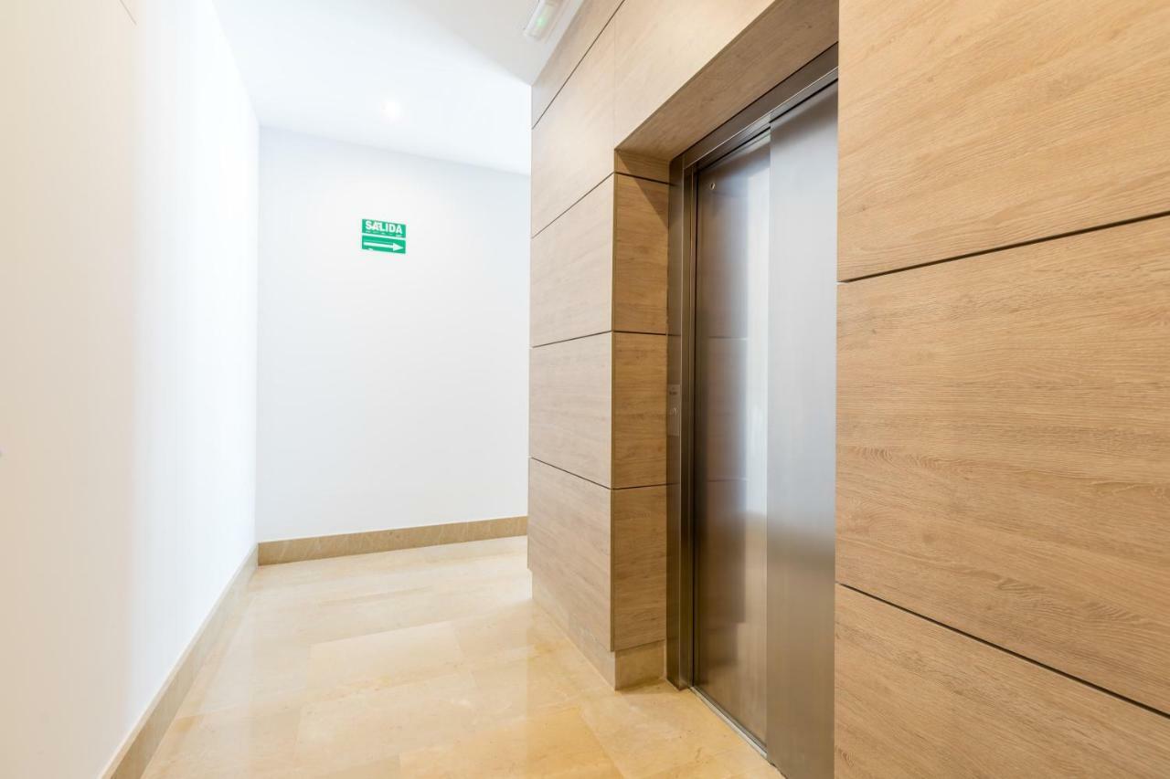 Luxury Front With Pool Appartement